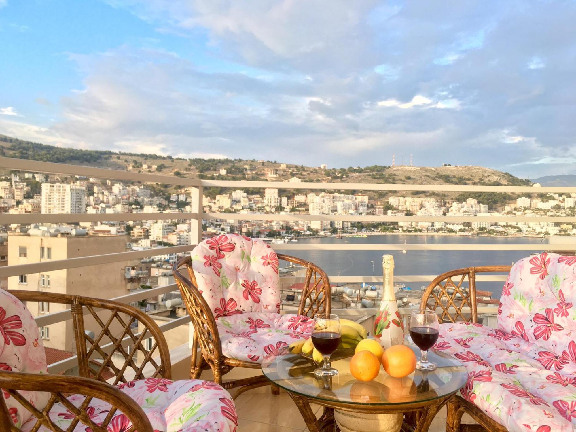 Luxury Holiday In Royal Apartment For King And Queen ساراندا المظهر الخارجي الصورة