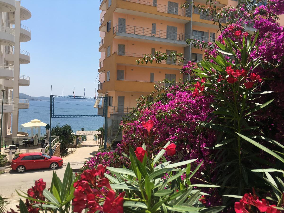 Luxury Holiday In Royal Apartment For King And Queen ساراندا المظهر الخارجي الصورة
